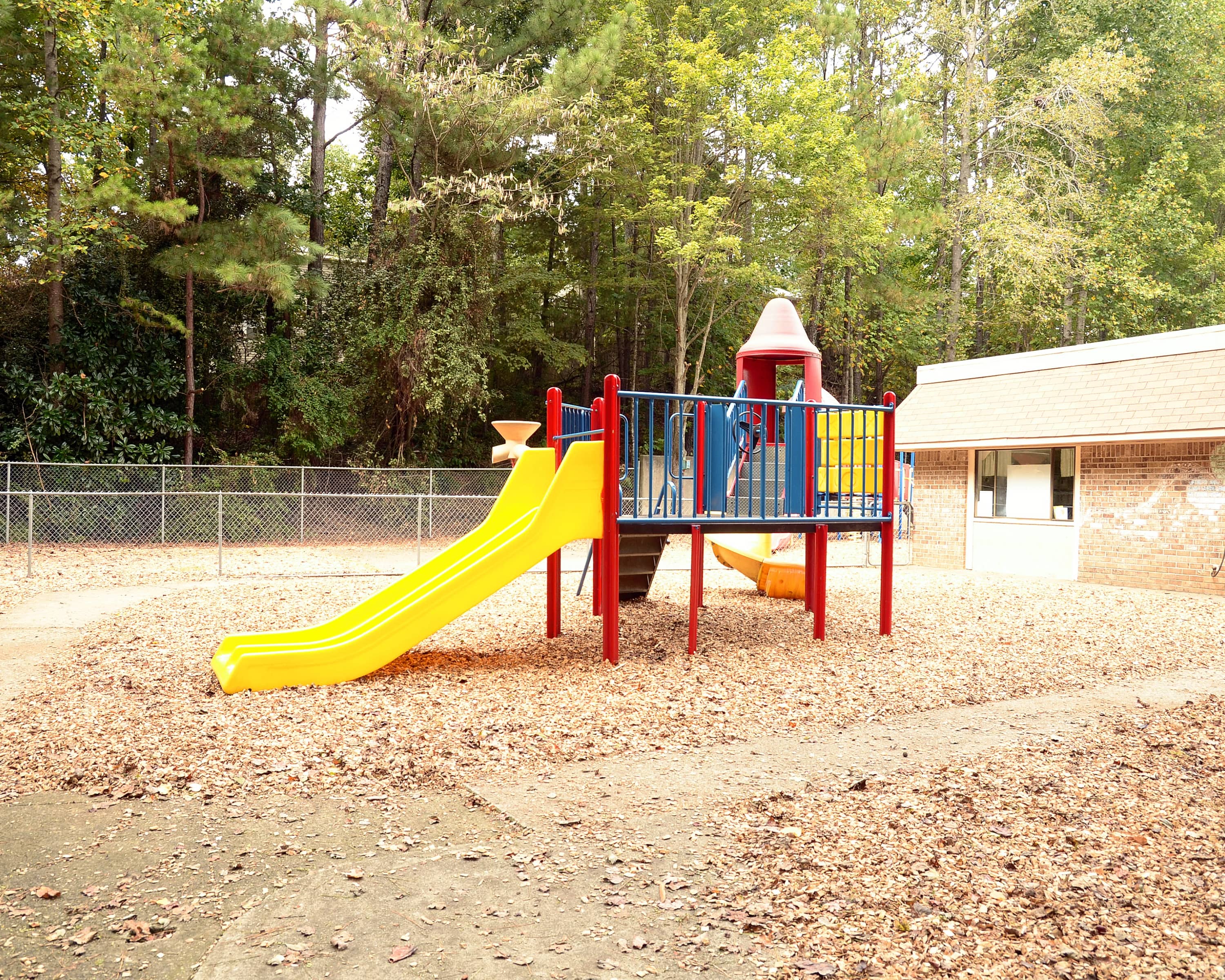 La Petite Academy of Marietta in Marietta, GA 2358 Shallowford Rd